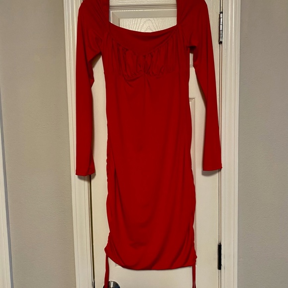 SHEIN Red Privé Ruched Bust Drawstring Side Bodycon Dress - Large - Picture 2 of 3